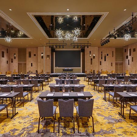 Angsana Teluk Bahang Batu Feringgi Bagian luar foto The Grand Ballroom